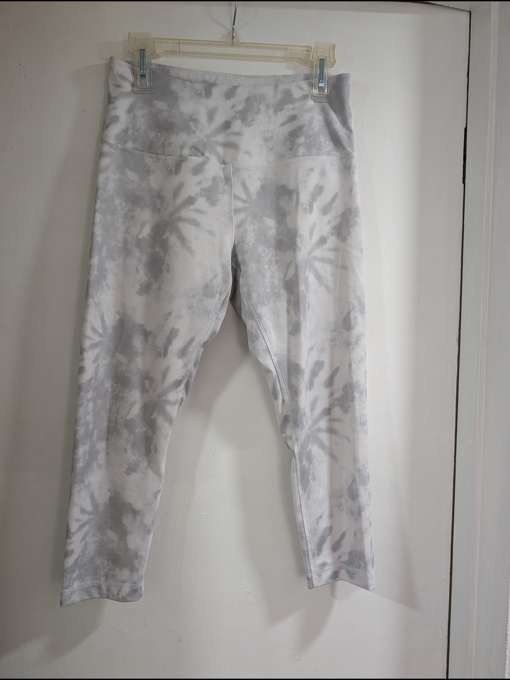 Mondetta Light Gray Tie-Dye Leggings